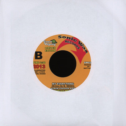 300X DOUBLE SIDE 7" (BLACK VINYL) WITH PRINTED LABELS, WHITE PAPER SLEEVE, £4.06 EACH